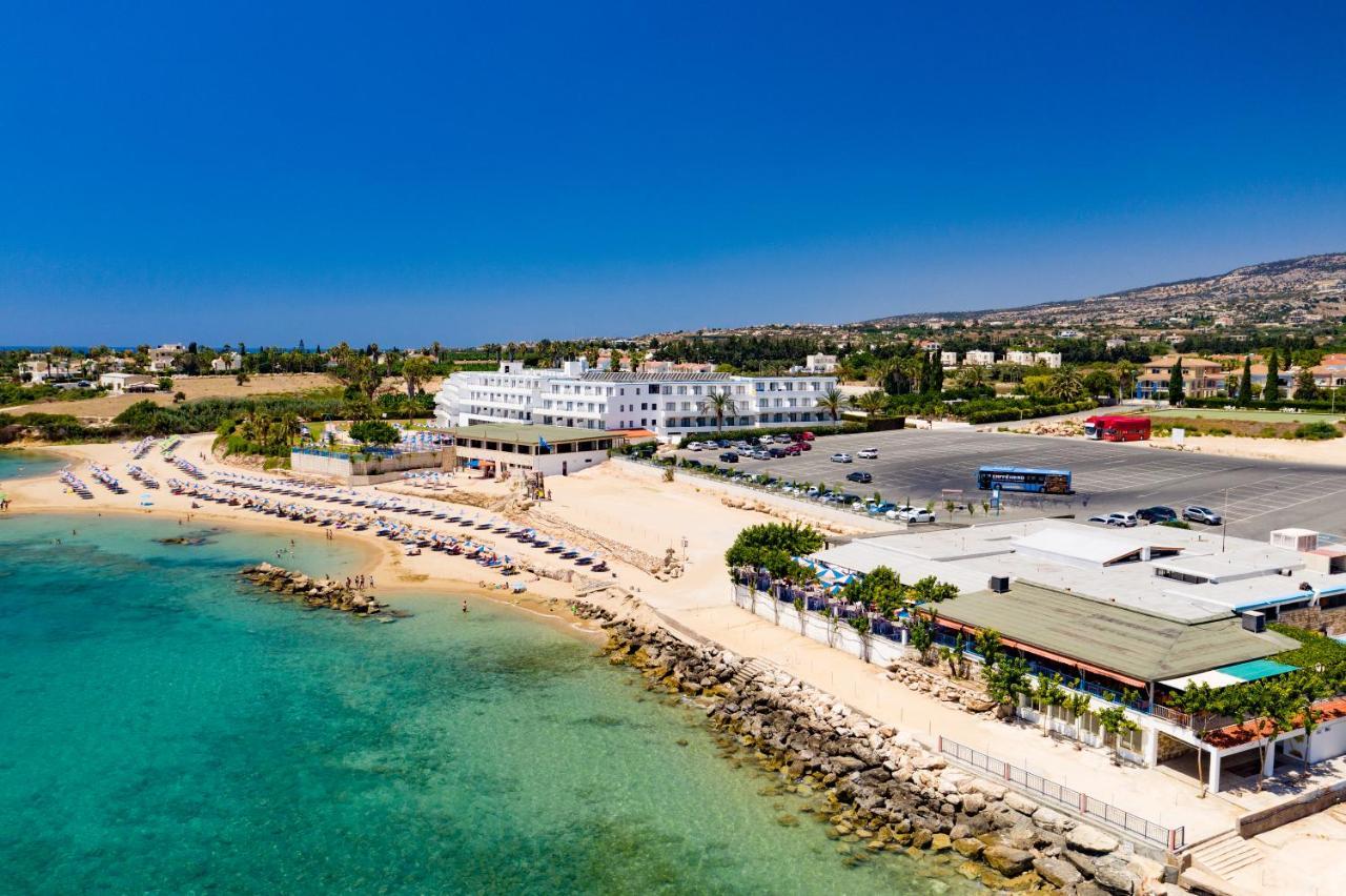 Corallia Beach Hotel Apartments Коръл бей Екстериор снимка