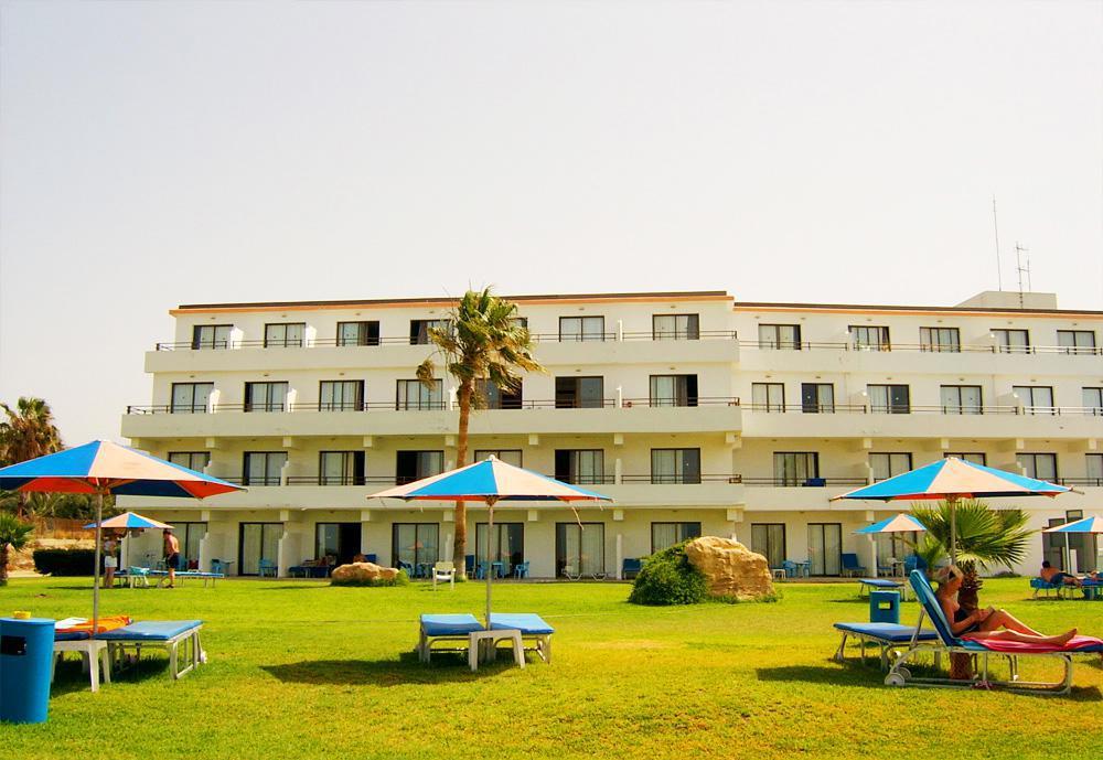 Corallia Beach Hotel Apartments Коръл бей Екстериор снимка